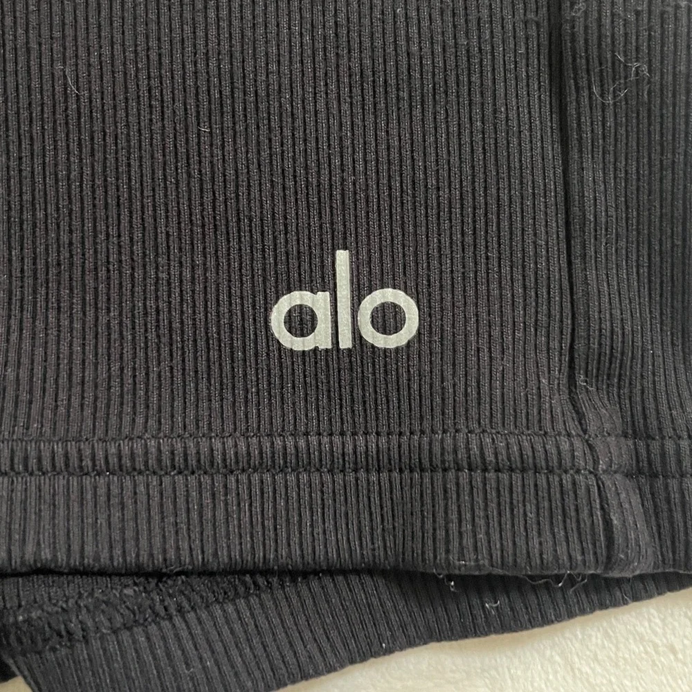 ALO Yoga Women's Classic Black Bike Shorts